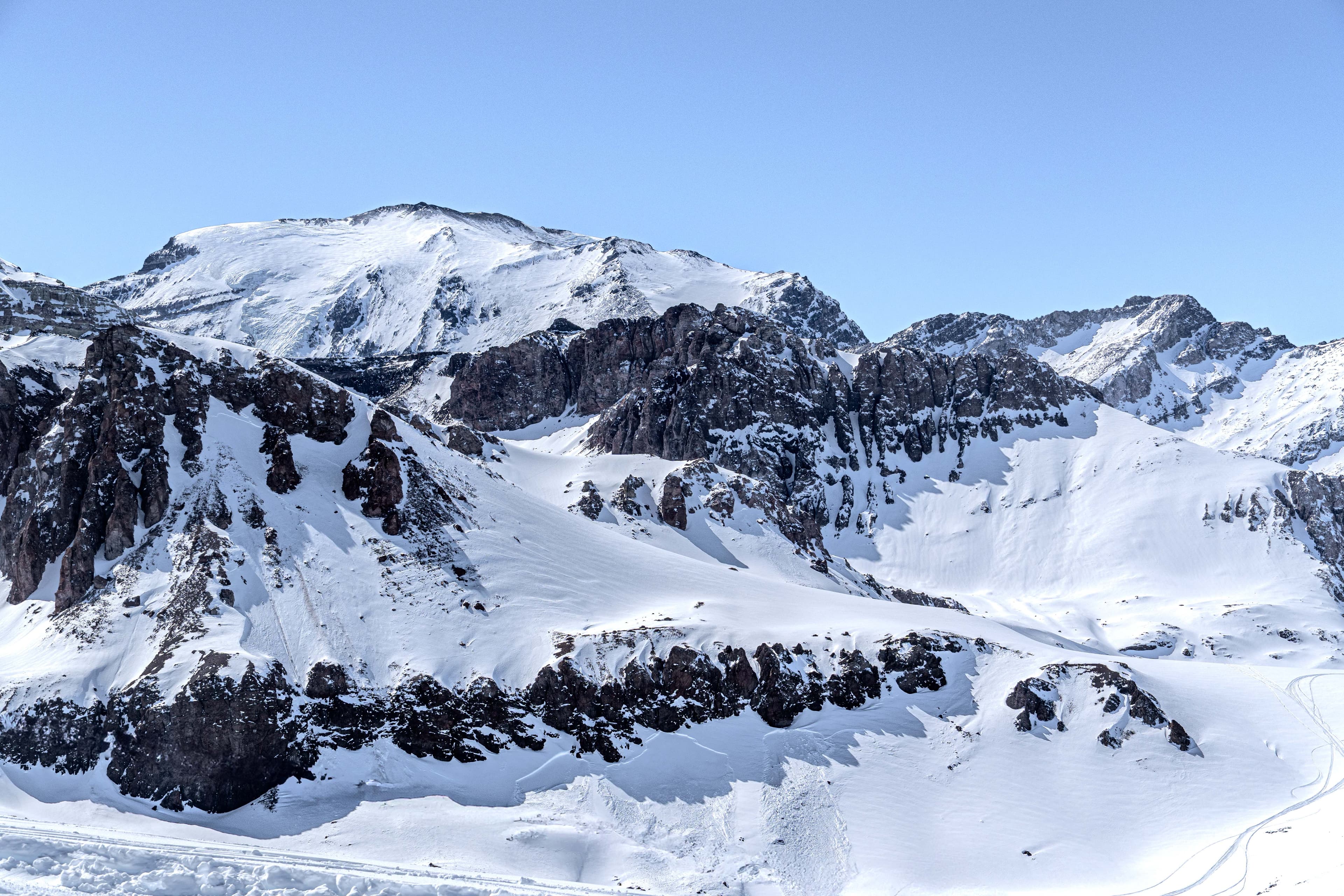 Fotografía artística de montañas por Cristian Letelier (Yiasau)