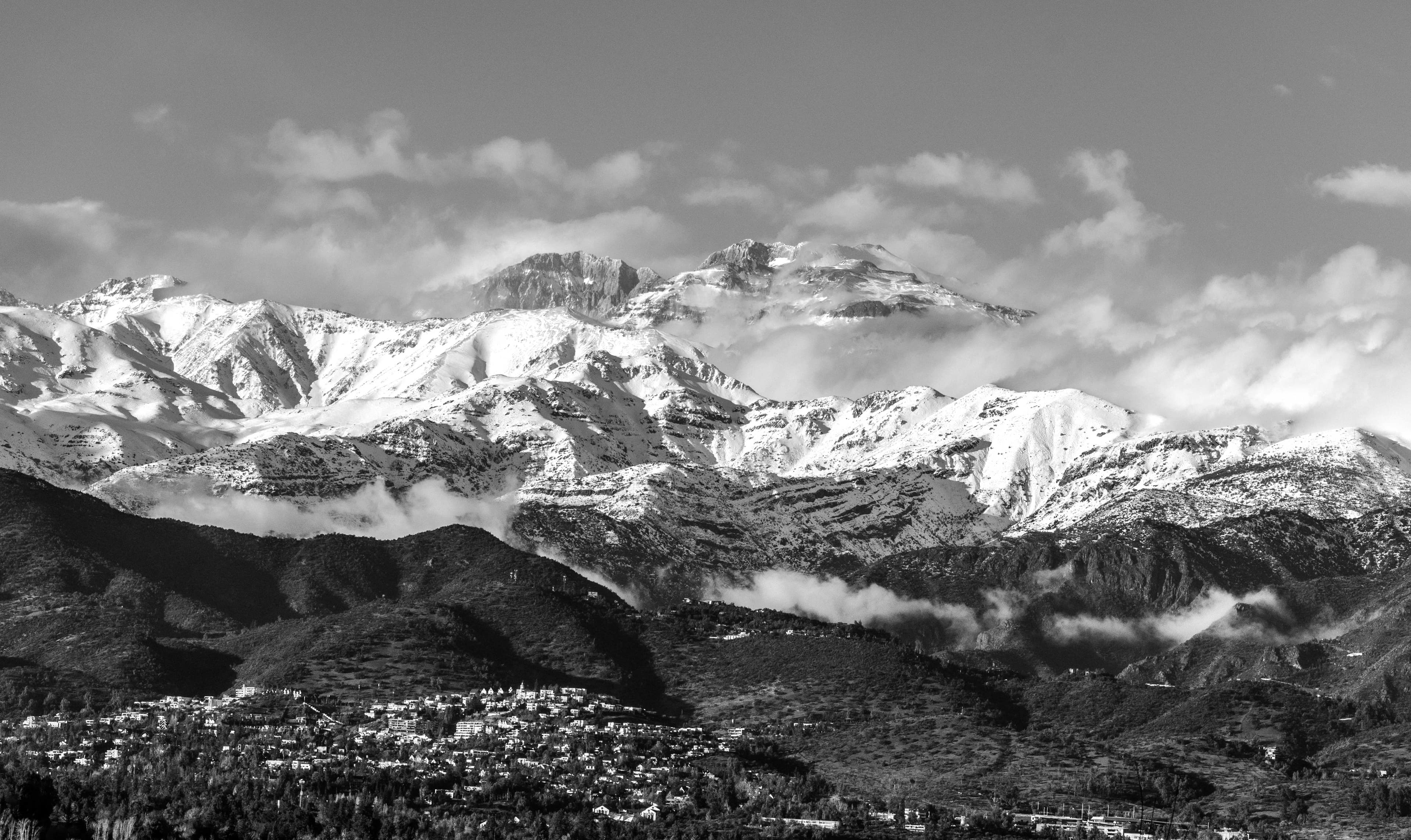 Fotografía artística de montañas por Cristian Letelier (Yiasau)