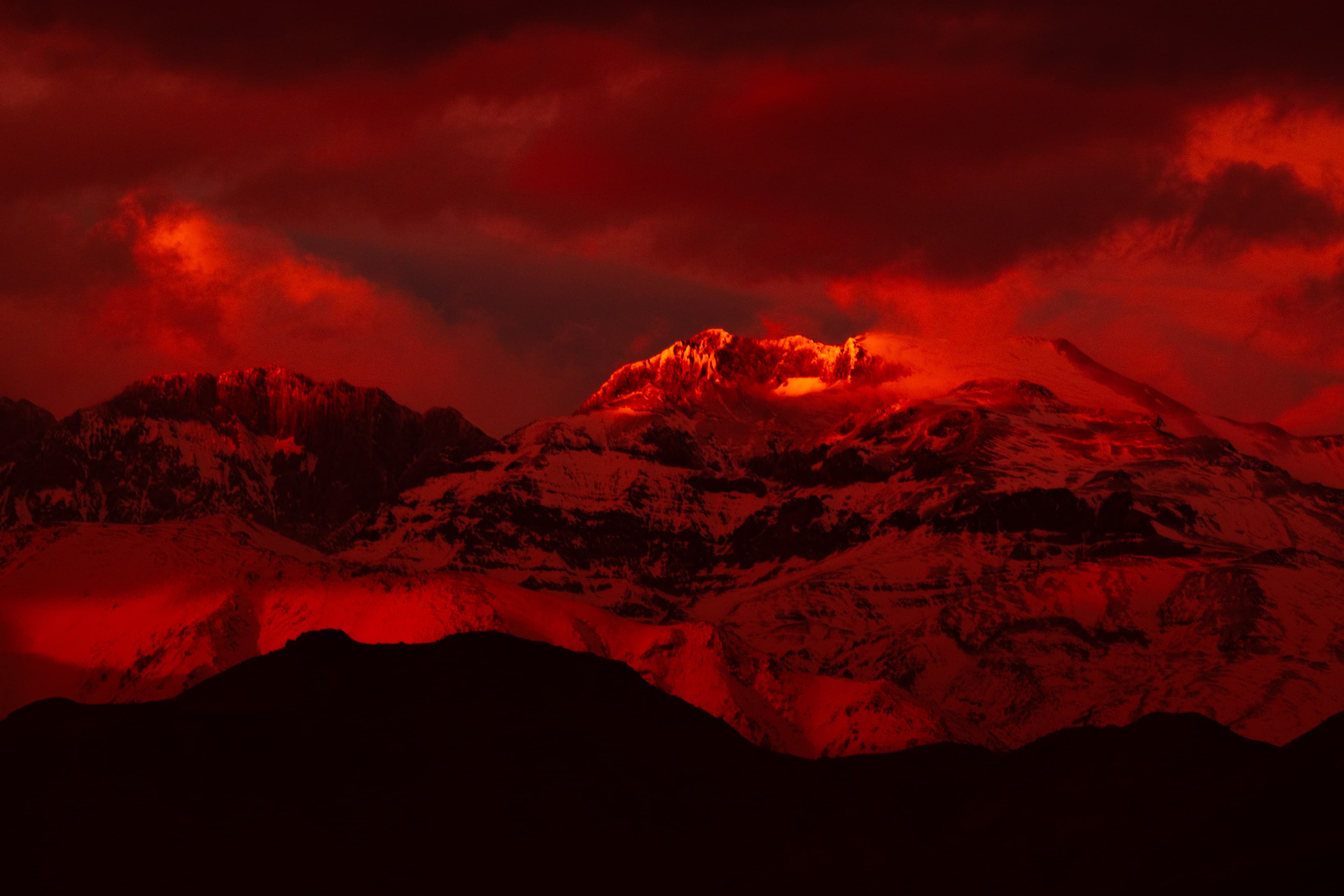 Atardecer en el Plomo 2 - Fotografía artística de montañas por Cristian Letelier (Yiasau)
